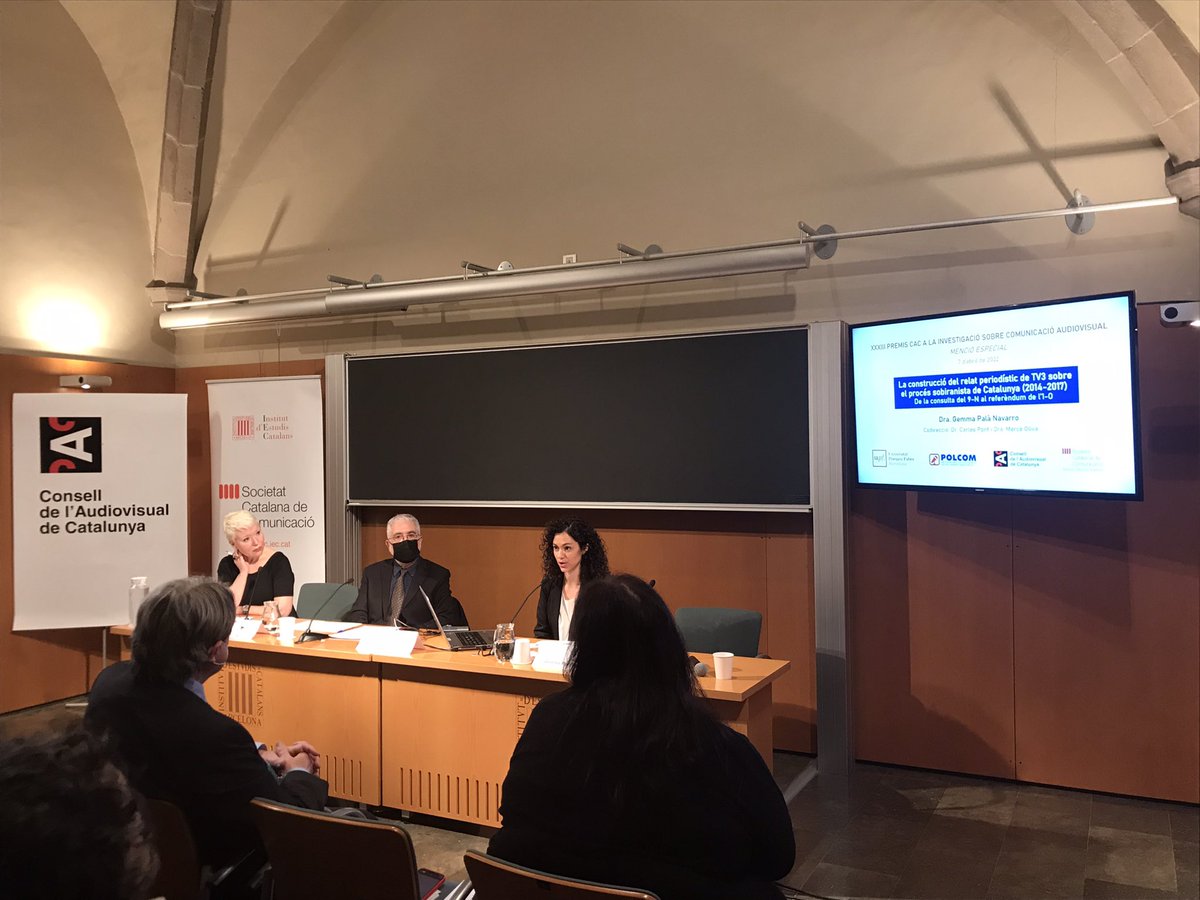 Monica_Figueras's tweet photo. @gemmapalaa presenta el seu treball, menció especial dels Premis @Consell_Audio sobre investigació en comunicació, sobre el relat periodístic de procés sobiranista de @tv3cat fruit de la seva tesi a @POLCOMGRP_UPF @comunicacioUPF @cpontsorribes Felicitats! Premi ben merescut! https://t.co/gEAVWqLDS9