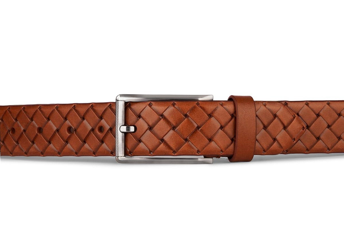 cordwainers_'s tweet photo. CW's BRETT; a fresh spin on traditional https://t.co/108lgQs4dL is an excellent complement to the Gentleman's look when paired with 'Ricci' our interwoven soft leather belt.

https://t.co/f8sLy9fBvs
https://t.co/azsH8nMEnU

#brogues #laceup #dressshoes #leather #gentlemanstyle https://t.co/sJWGme1MRF