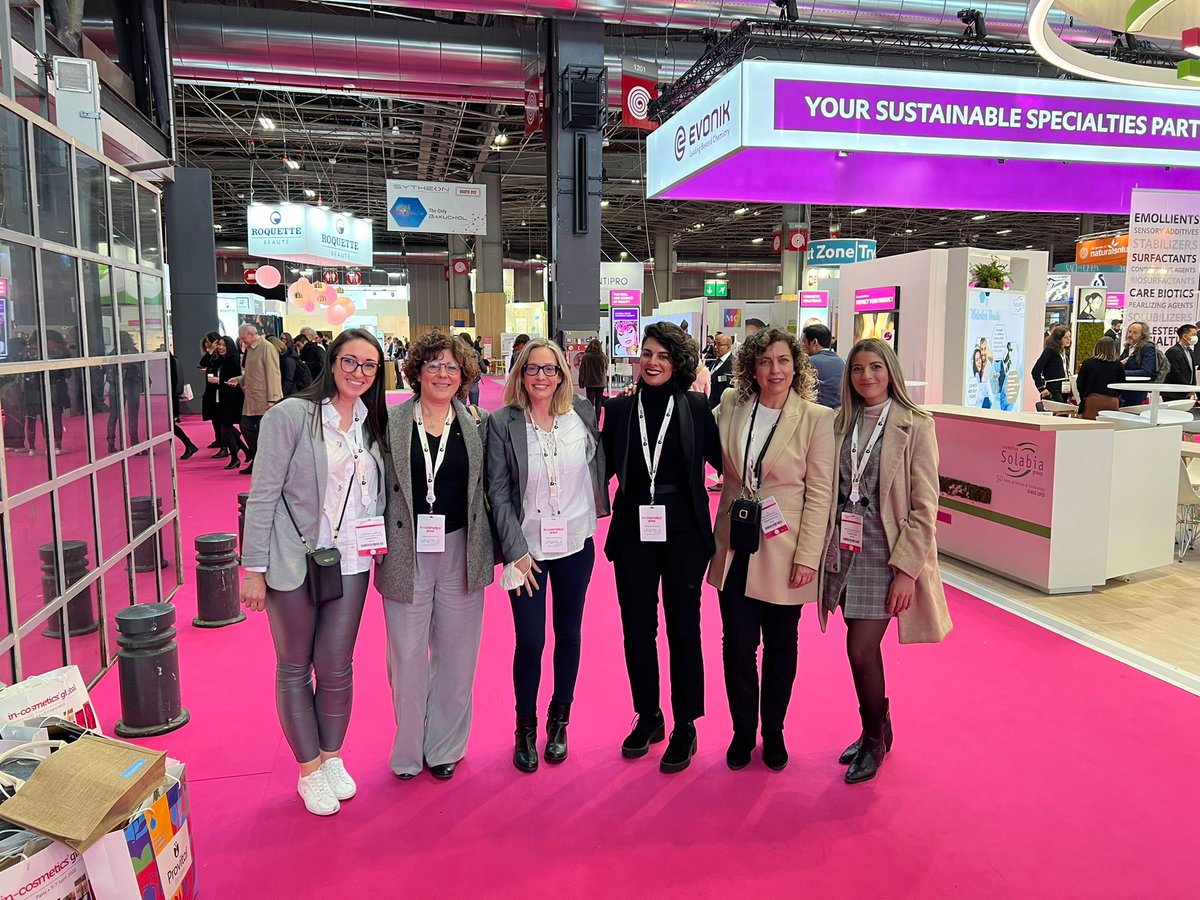 CosmewaxSA's tweet image. In-cosmetics Paris 2022...Here we are! 🙌

@incosmetics is where personal care ingredients and creators come together. That is why our R&amp;amp;D and Sourcing departments coul&apos;d miss the most important exhibition in the cosmetics sector.

#incosmetics #incosmeticsglobal