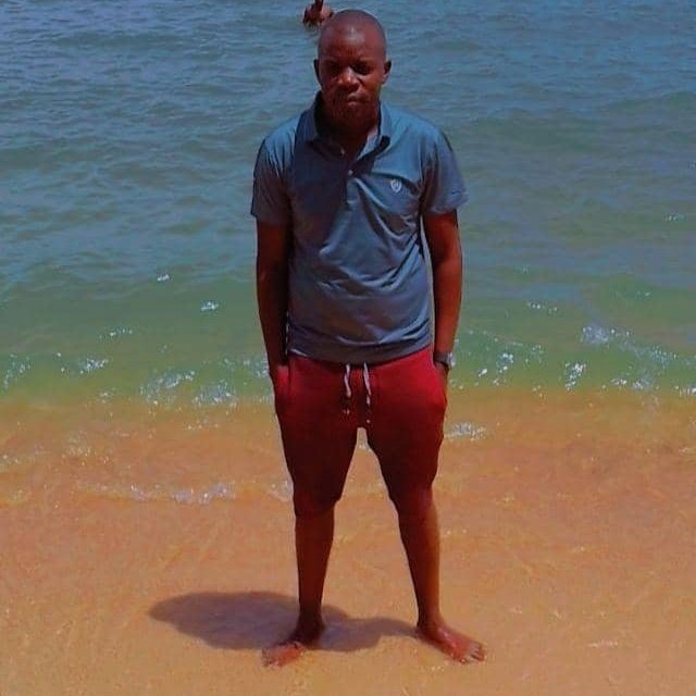SeSeith's tweet photo. #NewProfilePic https://t.co/9v8QOTcLTR