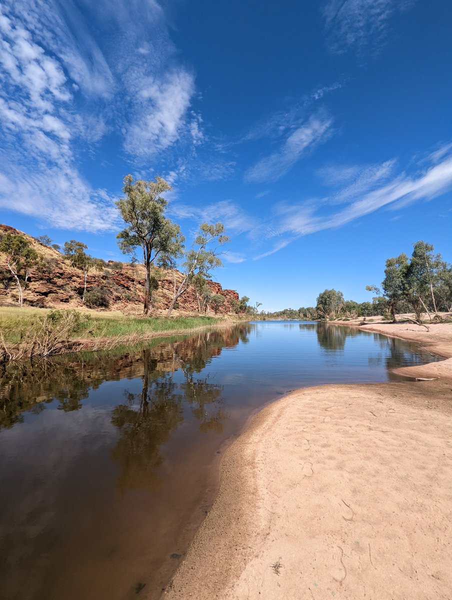 Yesterday we travelled far and a difficult journey to arrive at a significant spot. This source of water also served as a place to teach and learn. Incredible feedback by students as they learn Aboriginal knowledge and context as a law based course.