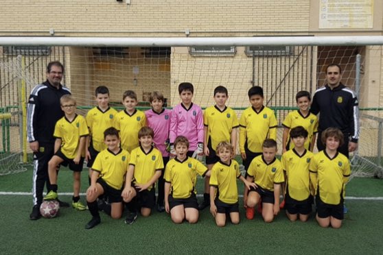 Lagunak_Footlag's tweet photo. FOTOS DE EQUIPO TEMPORADA 21/22

F8 ALEVIN B

#AupaLagunak #AupaAmarillos 💛🖤 https://t.co/qzULP4mtOQ
