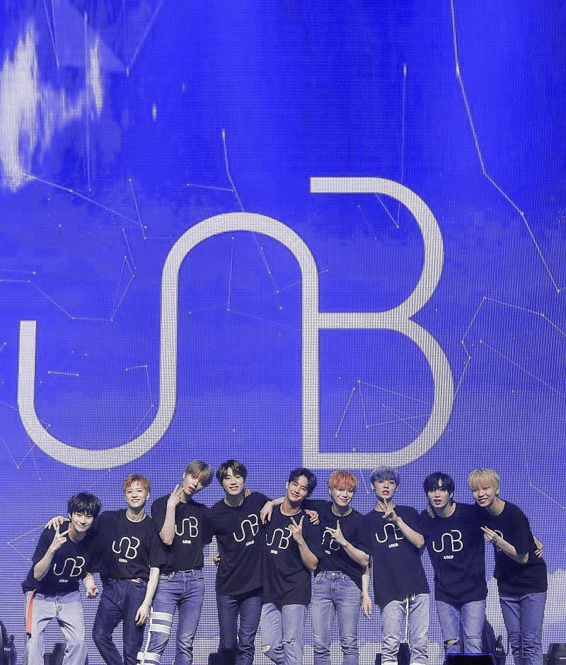 KpopUpd89622207's tweet photo. Happy UNB's 4th Anniversary!!!🥺🤍

#UNB 🕊 #UNME 
#UNB_4th_ANNIVERSARY
#유앤비 #유앤비
#이의진 #오광석 #박대원 #이형근 #고호정 #지한솔 #이준영 #강유찬 #김기중 https://t.co/0ICOmYTsN1