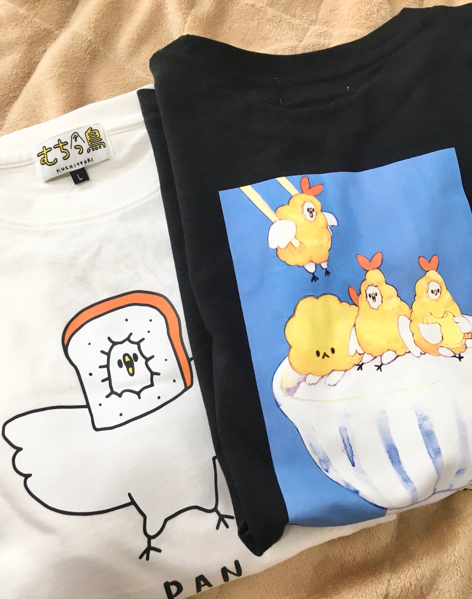 むちっ鳥アベイルコラボTシャツを探しに少し遠いアベイルへ
どれもすごくかわいいので迷いに迷って厳選の2種類を購入🍤
まだ寒いから重ね着して着る！
＃むちっ鳥