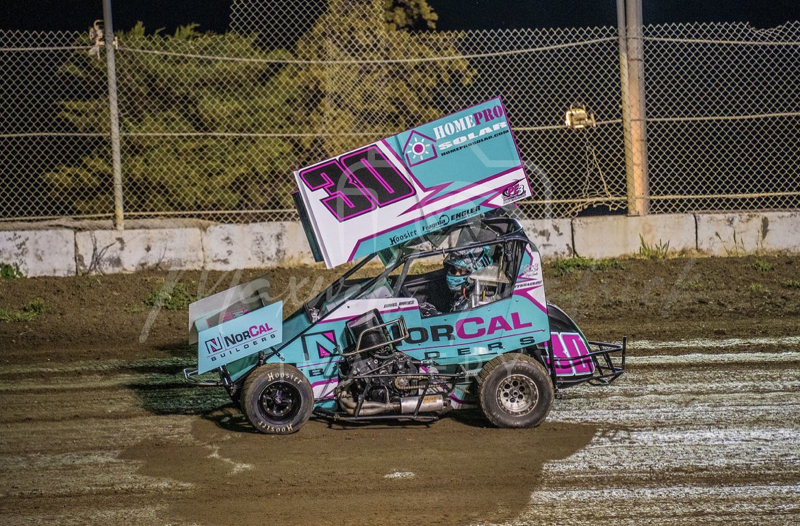 IsabelBarnes30's tweet photo. Dixon sure was fun last weekend! First race in the new car, new class, with new speed was completed!
Qualifying: 5/12
Heat race: 2nd-1st π
Trophy dash: 5/6
Feature: 5/12
#homeprosolar #motivatedracewear
#norcalbuilders #snapontools
#motionmediagraphics #panellaraceengines https://t.co/RakGJueWzL