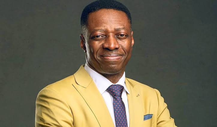 EGndoma's tweet photo. "You are the greatest opportunity you have for changing the world"

"Each of us needs to overcome the curse of low self-esteem and the feeling of powerlessness"

"However fantastic you are, you can't be a star player forever"

— Excerpts from yesterday's session with @sam_adeyemi https://t.co/Qqy6mcZHdM