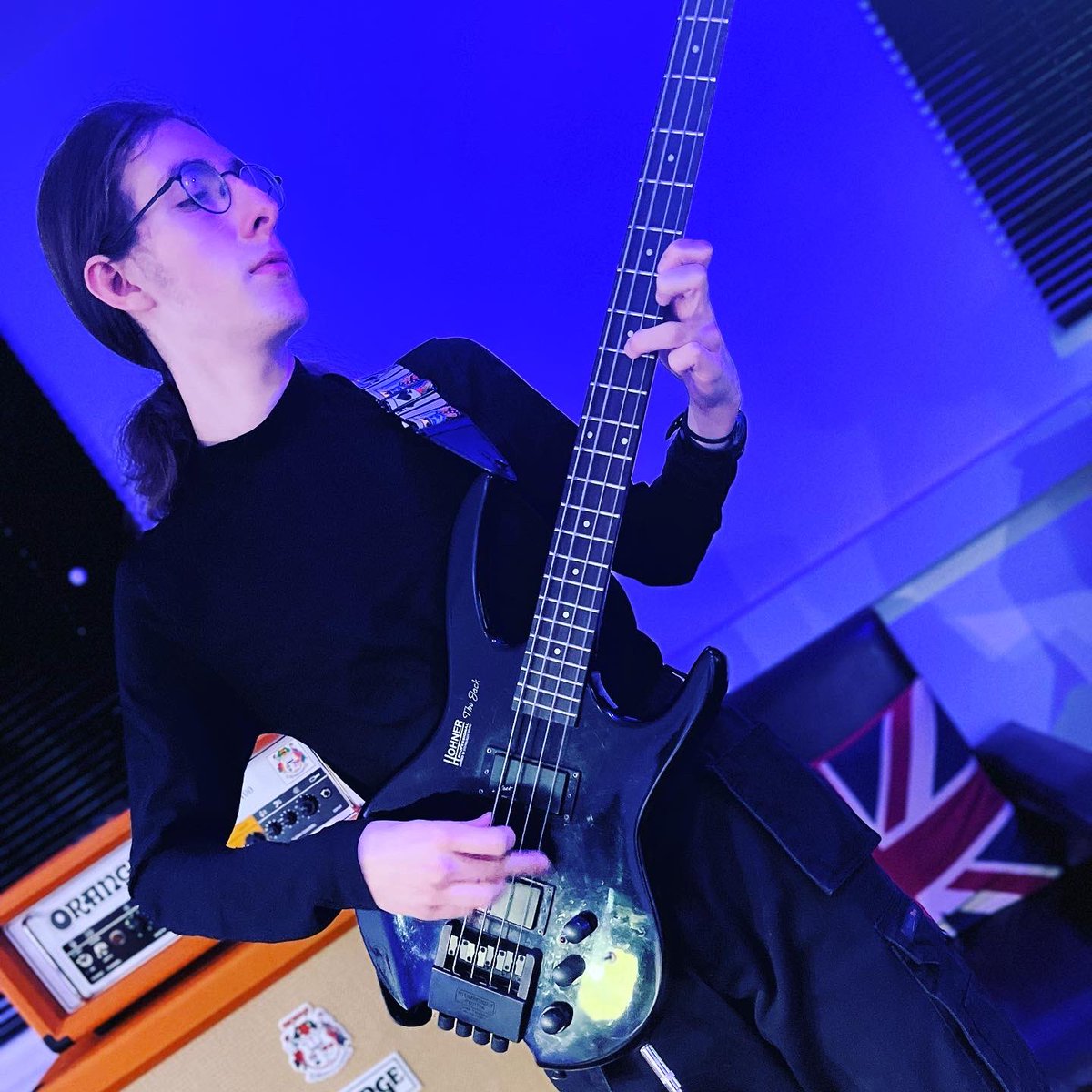 Loads of great sessions this week, Casino Havana smashing it in the studio👌🏻blasting guitars through my <a href="/davidgilmour/">David Gilmour</a> <a href="/hiwattofficial/">HIWATT</a> 
#recordingstudio #thursdayvibes #fender #YORKSHIRE #music #ThursdayThoughts #guitar #guitarist #guitargear