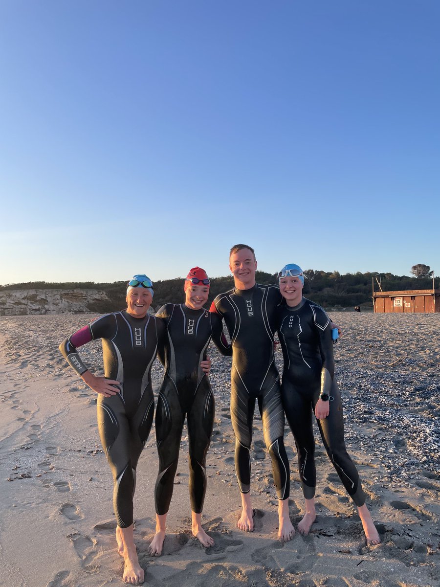Team ⁦<a href="/HUUBDesign/">HUUB Design</a>⁩ enjoying a 7am sunrise sea swim in Mallorca at the ⁦<a href="/Got_To_Tri/">Got To Tri</a>⁩ training camp. Good to see the ⁦<a href="/BUCSsport/">BUCS</a>⁩ guys out in force