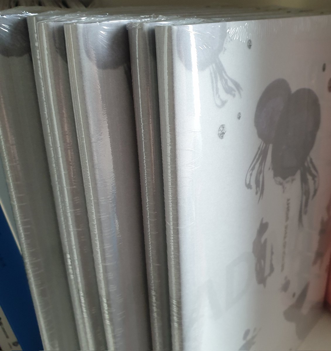 intokpopbulk's tweet photo. [20] SEALED NMIXX AD MARE ALBUM

💵: 3,990php all in to kr add
📍: PAYO!

💫 Mine or DM 
💫 Channel: https://t.co/PNdLWmmADE
💫 Proofs: https://t.co/EXTctOKoPa
💫 GC: https://t.co/YMMLQZK1xk https://t.co/9XYGBvqe8D