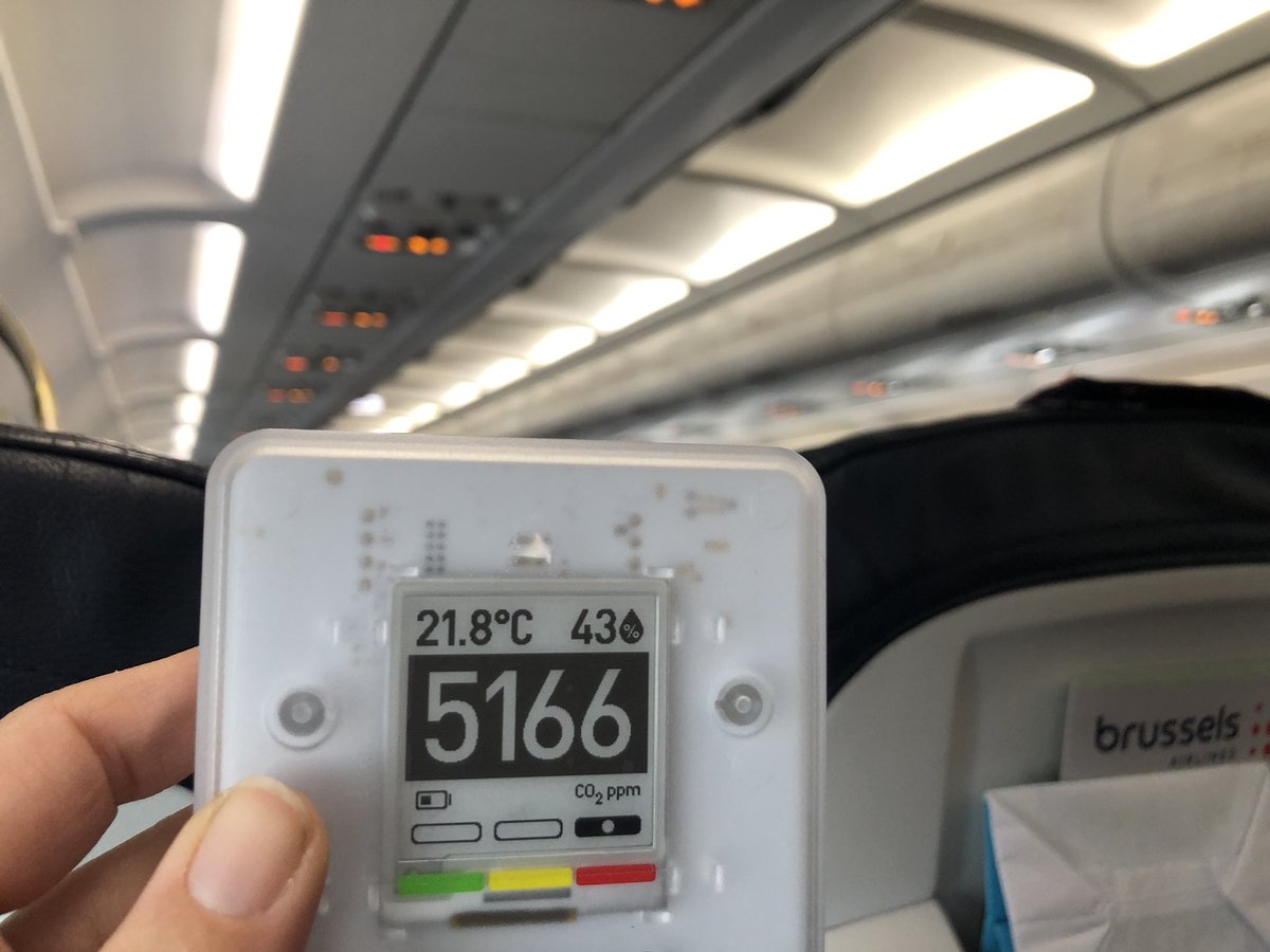 Co2Marta's tweet photo. @nousaerons @valmasdel @Panda31808732 @covidco2_map @BrusselsAirport @BrusselsAirNews @DGSaude @FranceDammel @CocomGgc @MA_Campano @jljcolorado @corinne_depagne Ces mesures datant de fin janvier ont été prises à l’embarquement et en début de vol, sur 20mn. Voici la gradation: 1551ppm +10mn 2683ppm et ensuite les niveaux grimpent rapidement. Ils ont rechuté par la suite #BrusselsAirlines #planeCo2 #airborne https://t.co/vGaeC6FuLQ