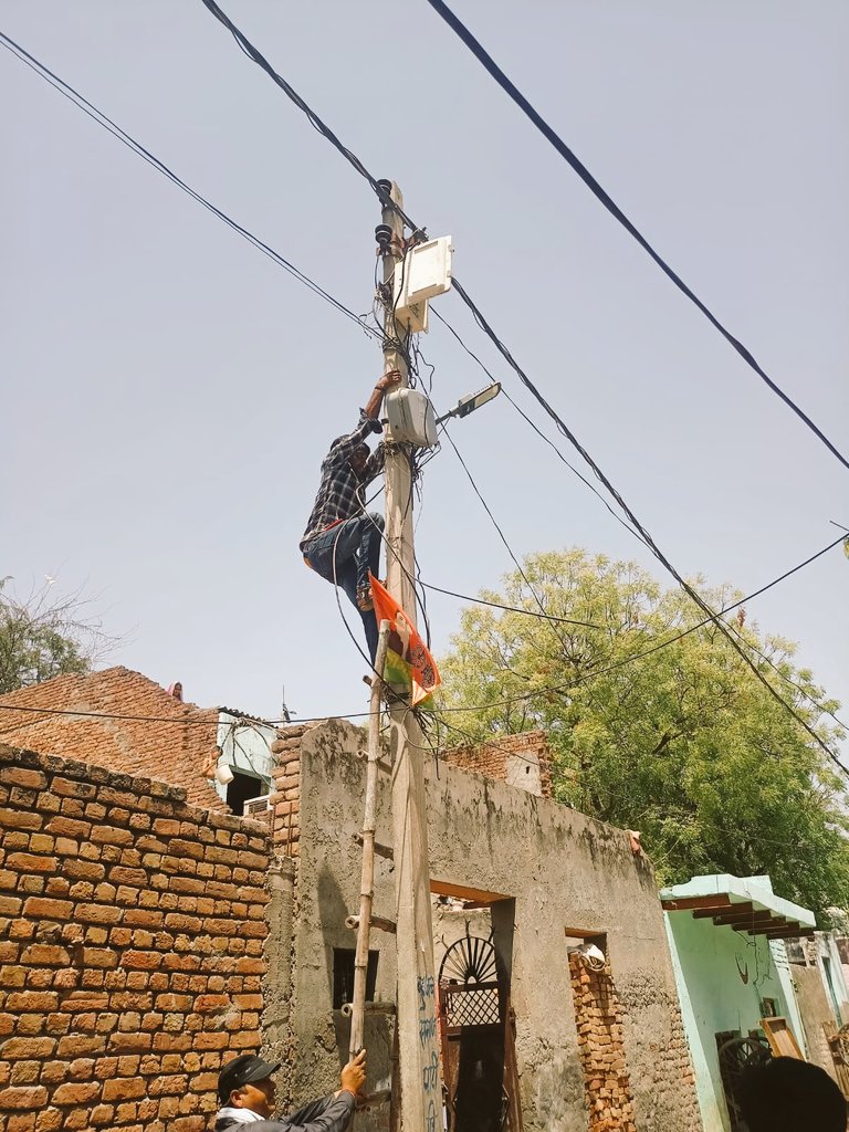 Sachin Dwivedi Uppcl tweet media