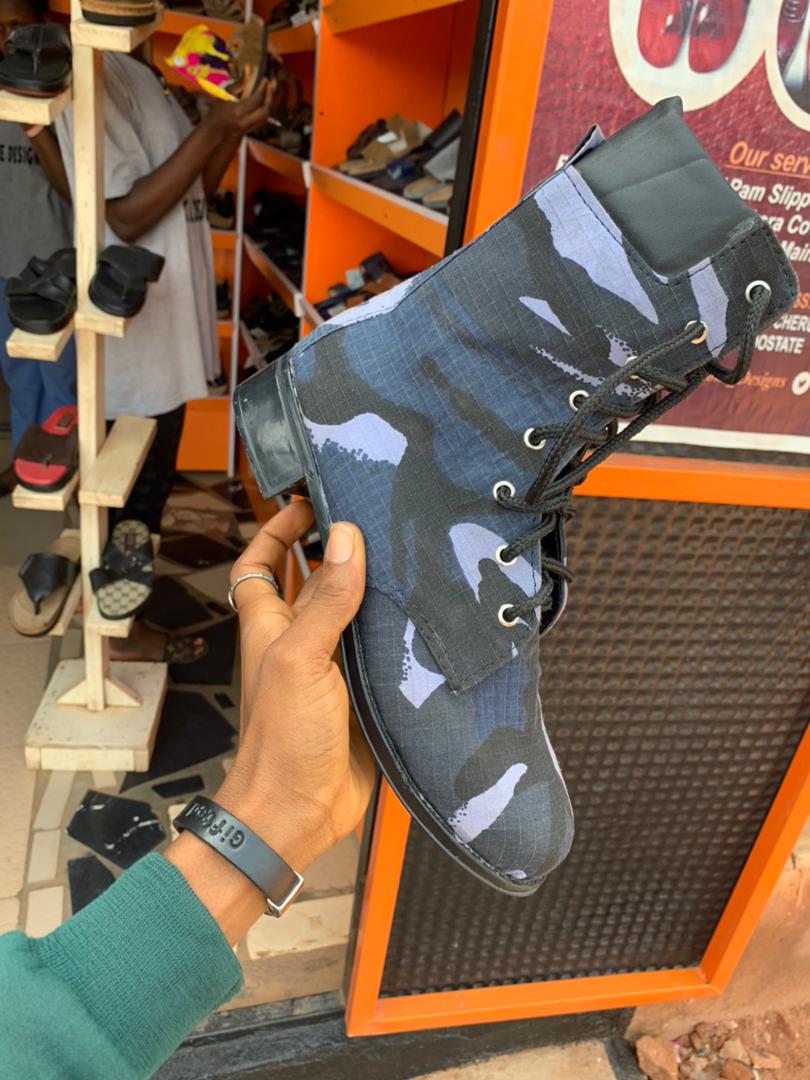 DesignsRoke's tweet photo. Boot!!
#RokeDesigns #walksmart https://t.co/OV5CgsV87z