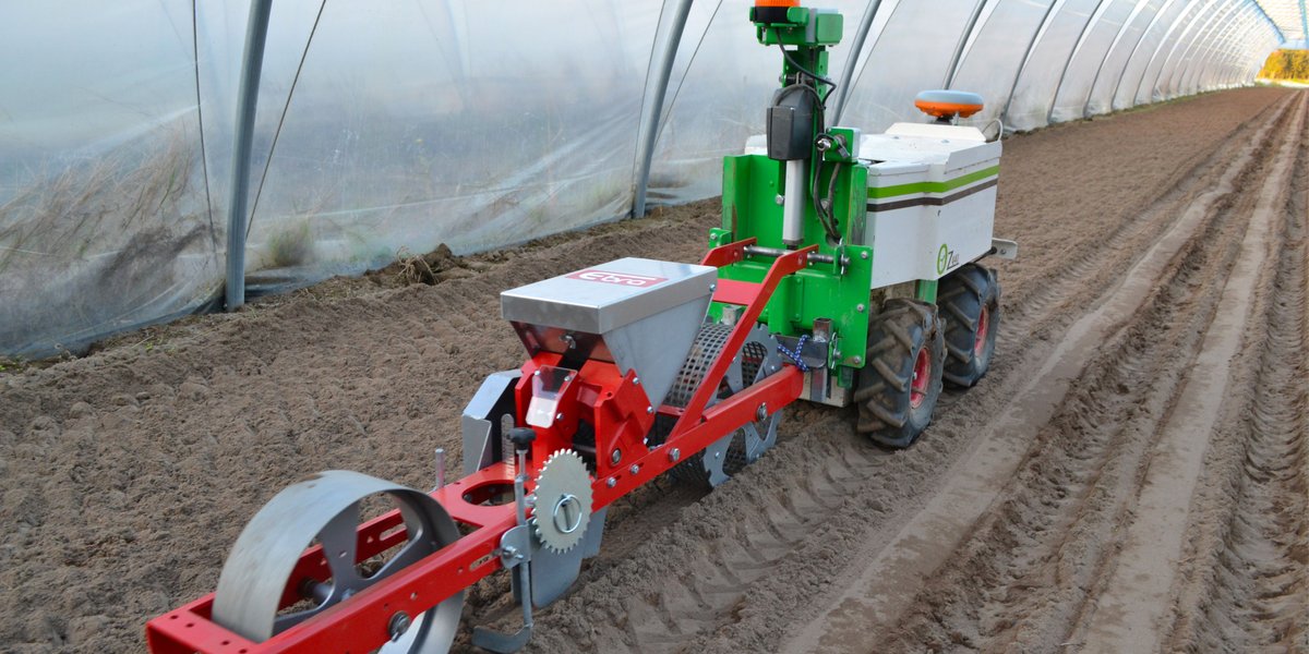 Thread : le déploiement du guidage par GPS RTK de Oz, notre robot 100% ! 🤖