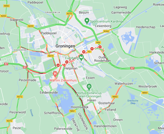 GronBereikbaar's tweet photo. #Regen en #werkzaamheden zorgen voor een drukke ochtendspits in #Groningen.
Houd hier ook rekening mee tijdens de #avondspits. Vertrek iets eerder of later. ⏱️
#N7 #A7 #A28 #N355 #OperatieJulianaplein https://t.co/5jXyZY3uxG