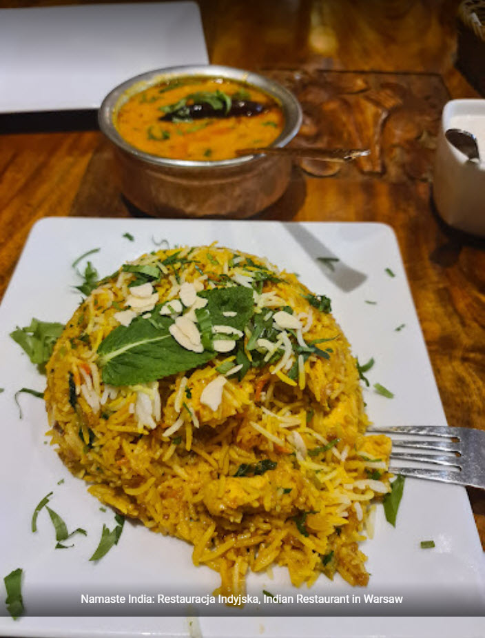 namasteindpl's tweet photo. Namaste India to dwa piętra, na których możecie rozkoszować się kuchnią indyjską. U nas każdy znajdzie swoje ulubione miejsce! Zapraszamy...!
📱 https://t.co/9TV0g7bF8H
📱 https://t.co/raVTxLMrYr
📱 https://t.co/AvybAKrwAK
☎ +48 22 357 09 39, 720 910 138 https://t.co/CKSr2xBC3d
