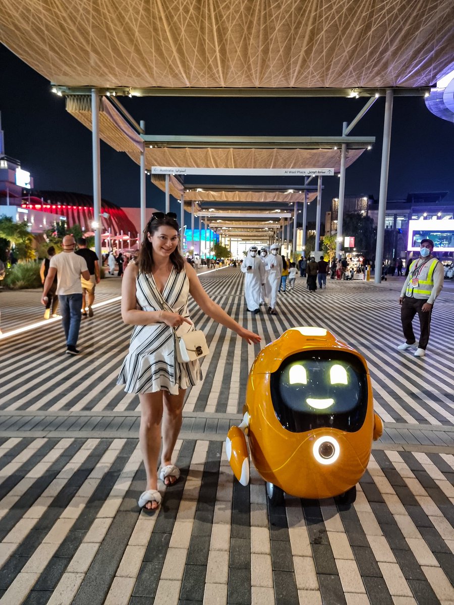 frames_of_life's tweet photo. New places, new friends! 👭

This little guy is Opti the official mascot of the Opportunity Pavilion.

He does a lot of important things like cracking jokes or wearing sunglasses 😄

But most importantly he entertains guests with his cute smiles 😃

#travel #traveling #Traveller https://t.co/btUEjjgZQc