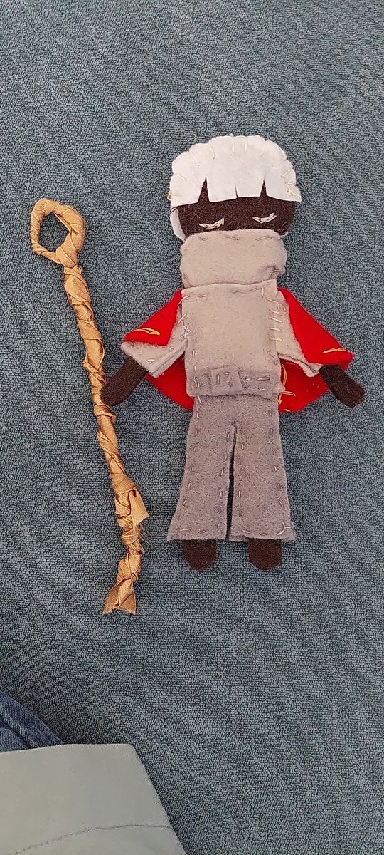 SkyM0th's tweet photo. So I made a Sky ikemen(💖) From felt. It's not the Best but I feel proud of it. #skycraftingchallenge https://t.co/fLMDmVhmOG