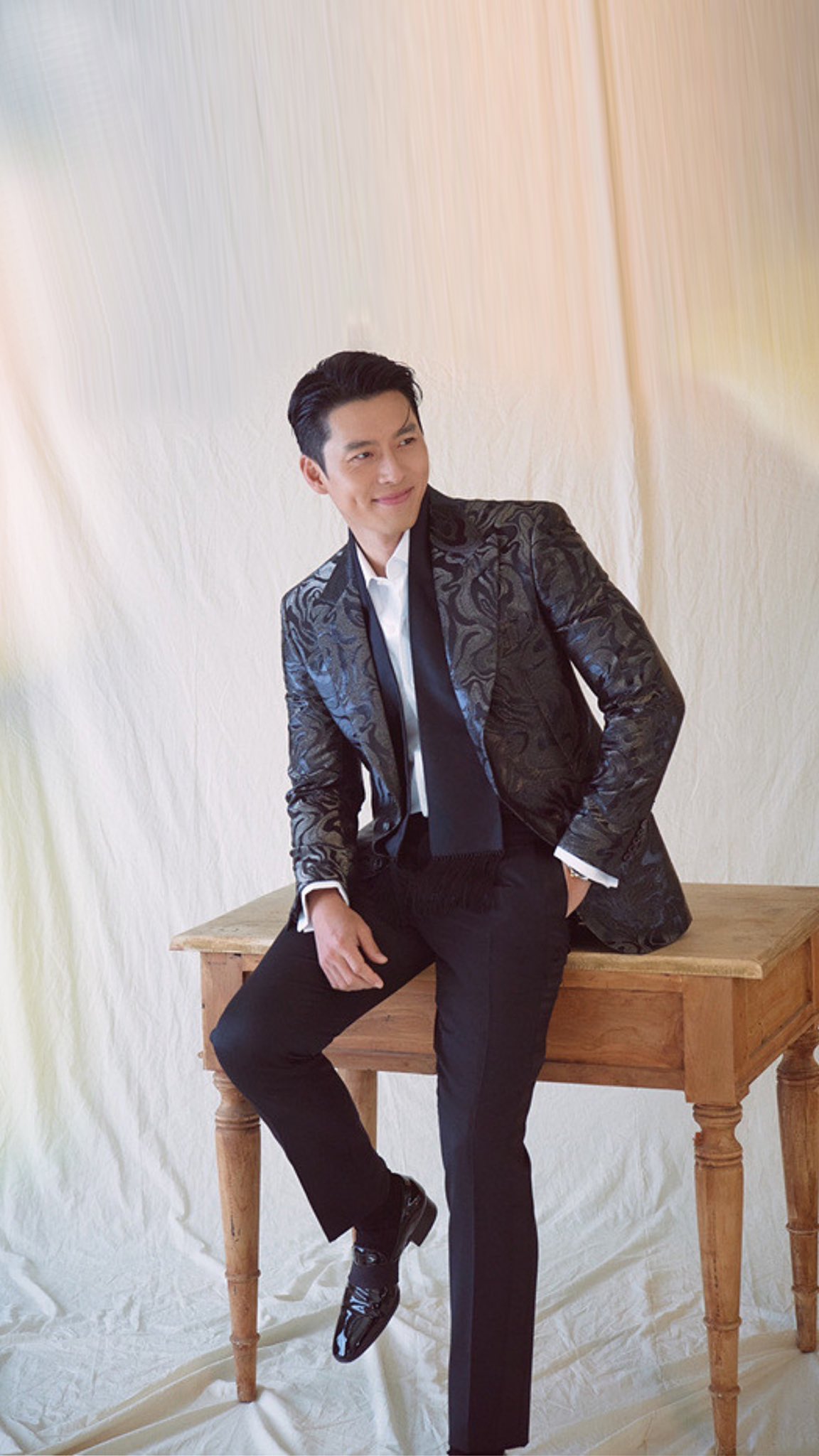 Miyamo 현빈 Btob10th축하해요 壁紙サイズも一応作っときました 현빈 Binjinwedding ヒョンビン壁紙 T Co 4t877spjpw Twitter