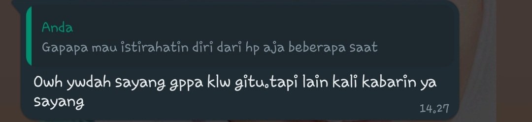 Sitii_Halimah's tweet photo. Dulu paling gampang matiin hp sampe berharihari kalo udah capek sama semuanya, sekarang ga bisa lebih dari 2jam because of you❤ https://t.co/DGh2S7SMG6
