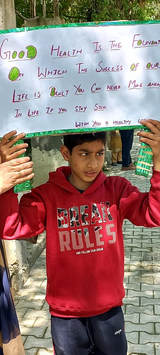 parivaar_school's tweet photo. Celebration of World Health Day
#punitbalangroup
#INDIANARMY
#awazebaramulla https://t.co/treK7xON6b