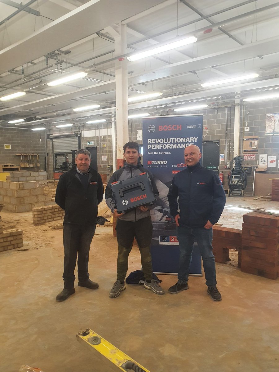 Total respect to Jimmy Stobbart 👏👏👏and the City Campus Bricklayer apprentices <a href="/sunderlandcol/">Sunderland College</a> Massive congratulations to Jamie -Lee winner of the North East Regional inter college Bricklaying Competition 2022