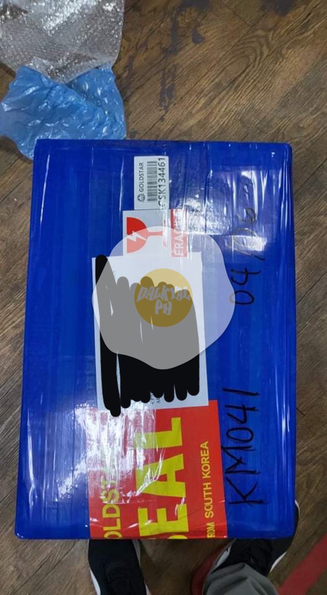 DalkyalPH's tweet photo. #SunnySideWhatsUp

Our box 1 is officially closed and will now be in transit to PH 🤍 Thank you so much and can’t wait for y’all to receive your items 🤗 l https://t.co/IUfzXx9YSv