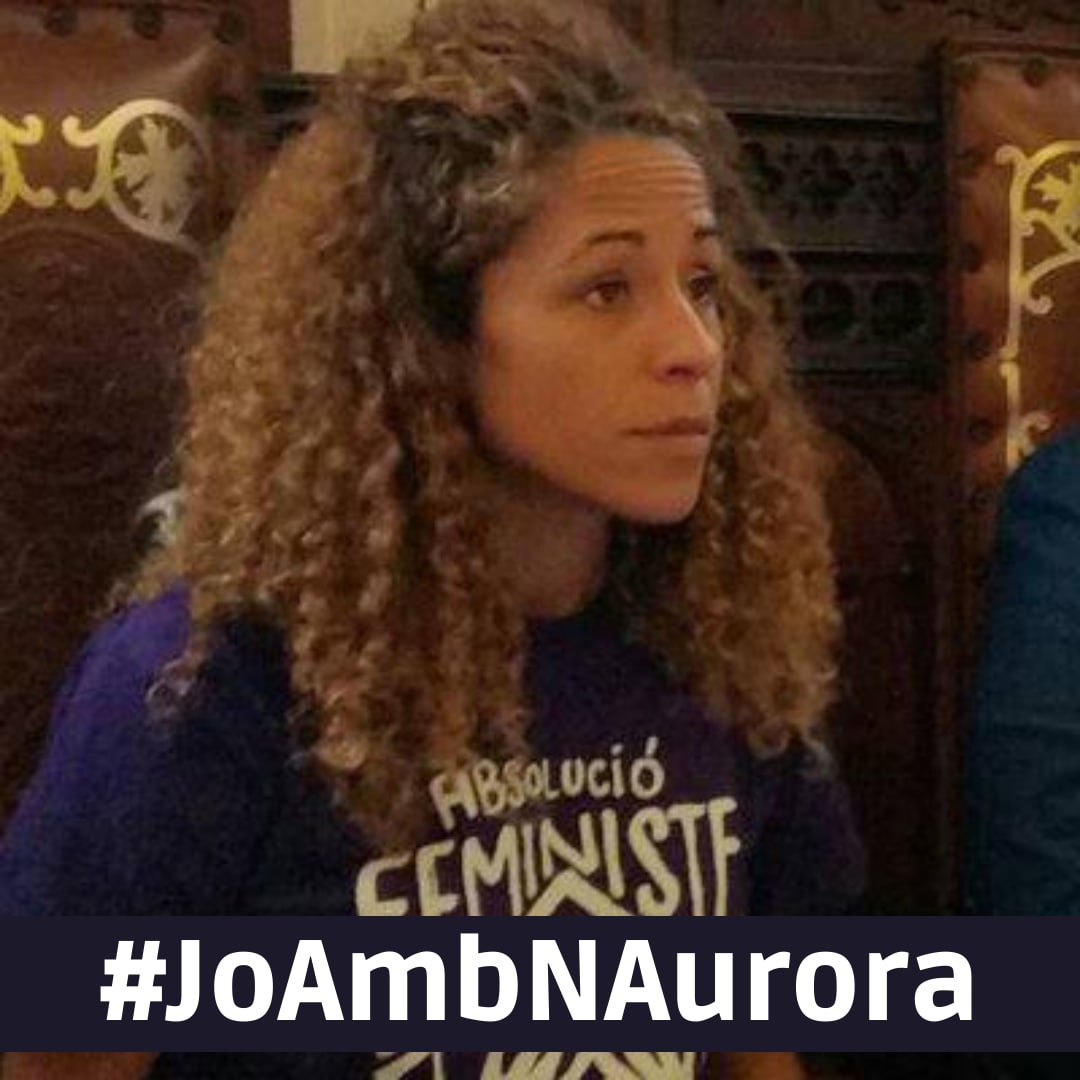 Amb tots els lladres, corruptes, delinqüents i mafiosos que corren heu d'anar a condemnar de manera injusta i desproporcionada a una política honesta i escollida pel poble. És trist i desolador.
Però #SeguiremLluitant
#JoAmbNAurora
#JusticiaPolititzada