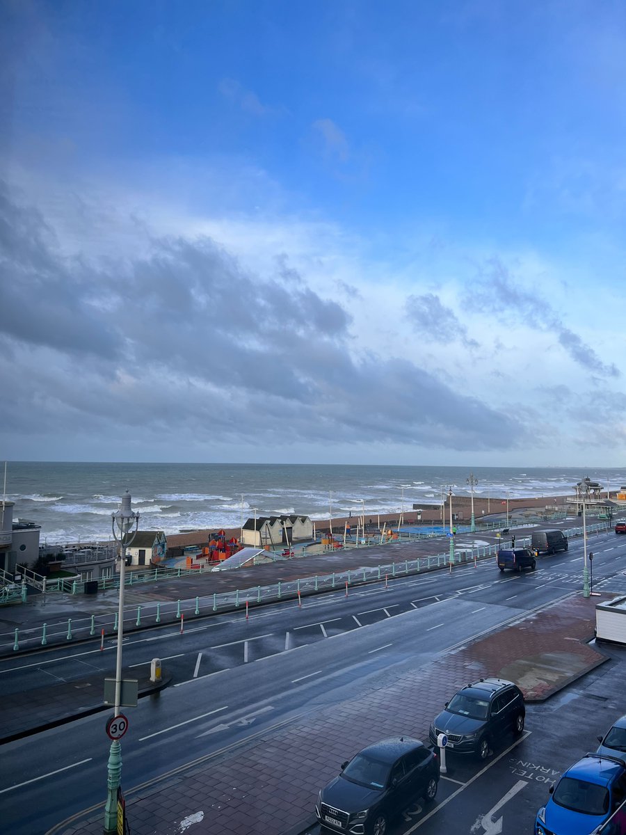 icrossing_uk's tweet photo. We are so excited to be at @BrightonSEO today!
Blue skies and a little overcast - a good day for the world's largest #search conference! ⛵️
#BrightonSEO #Brighton #BrightonSEO2022 #Brightonpier #Viewfromroom https://t.co/XJQZzCBe3u