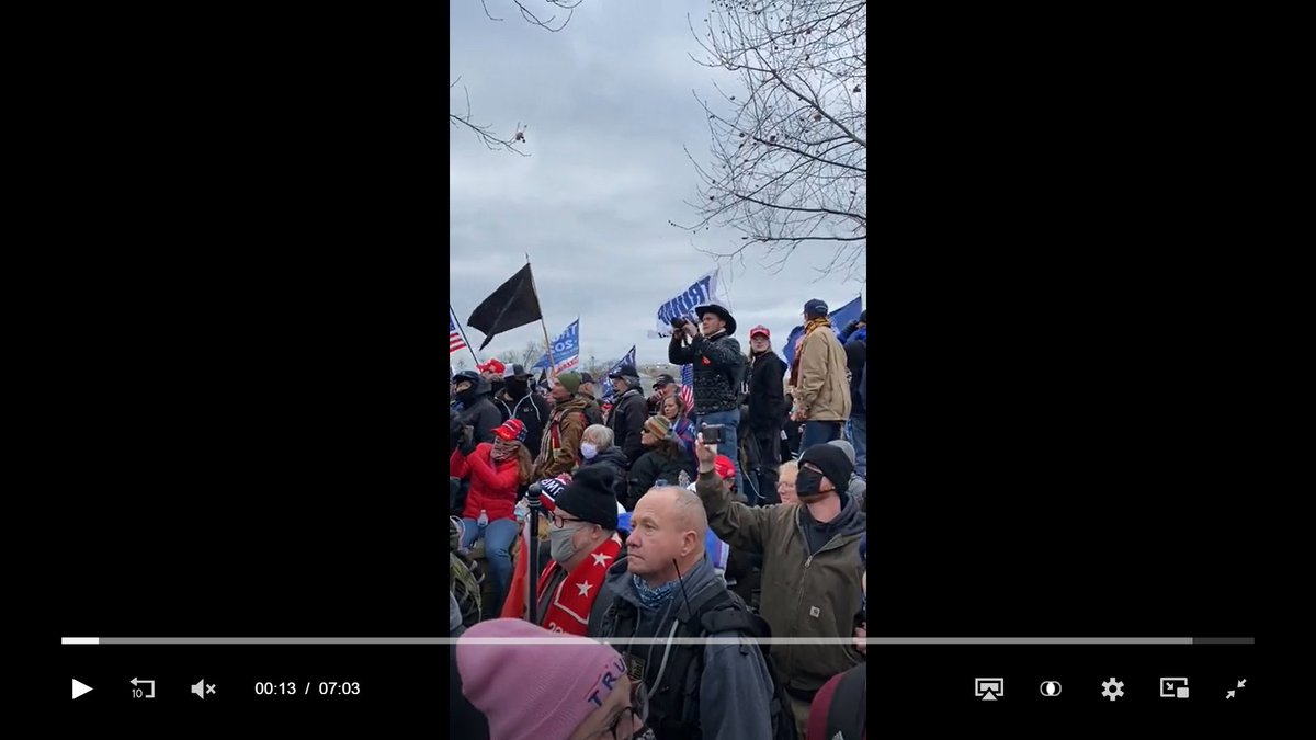 ellemm47's tweet photo. #SeditionComms he's just behind group of 3 in second pic beside #FadedOrc Olive gaiter may have comms, pic 2 https://t.co/2Xs9Qtvv19
