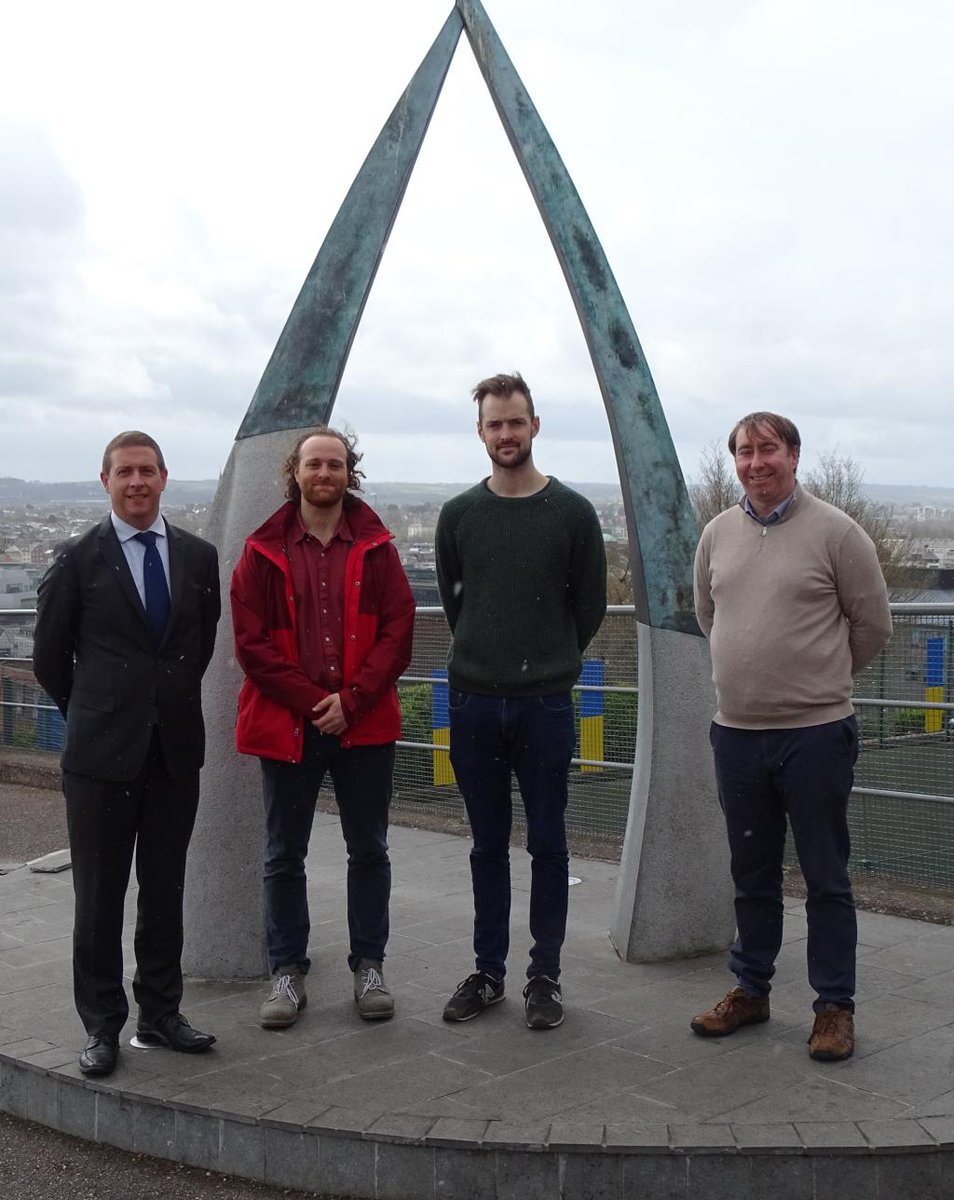 CorkCbc's tweet photo. Thanks to @JonathanFaull &amp; Sasha Brown for delivering #SatelliteSkill5 @5S_Discover workshop to Junior Cycle Geography students in CBC today. #SpaceActivityinIreland #CopernicusDatainAR #juniorcycle @PDSTStem @eodatahub @JctGeography #JCGeography #geographyteacher #geoliteracy https://t.co/Eb6WukC8Dt