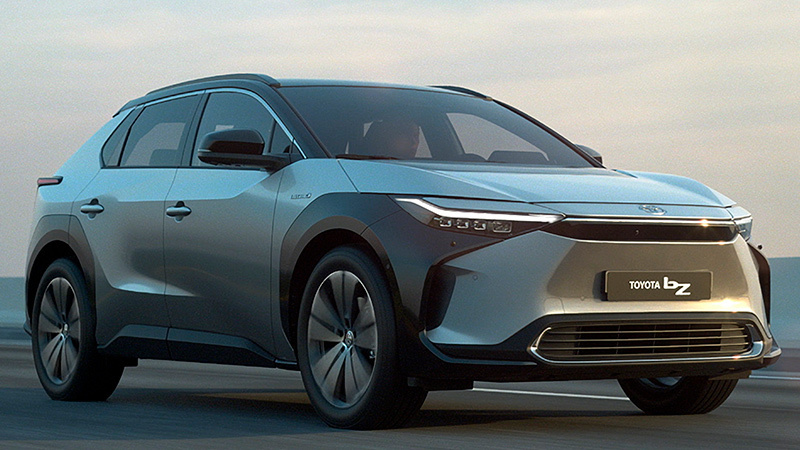 JFCalero's tweet photo. Toyota anuncia consumo homologado de 14,3 kWh para el BZ4X eléctrico. También degradación máxima de batería del 10% a 10 años ó 160.000 km, y máximo 30% de degradación para 1 millón de km. Sobre el papel son las mejores cifras jamás conocidas de un VE. Si se confirman, brutal. https://t.co/8dWHhBp1lW
