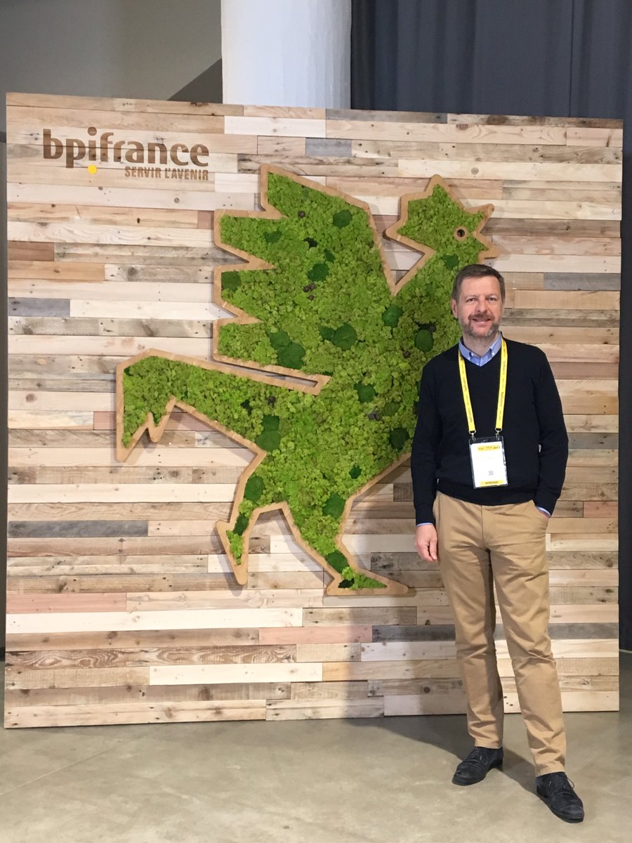 AVOB's tweet image. [Verdir et maîtriser ma consommation d’énergie] 🔔

Nous sommes heureux de vous avoir rencontré lors de cette journée dédiée aux solutions d'#optimisationénergétique et un grand merci à tous ceux avec qui nous avons échangé ! 

#greentech #energymanager #GreenIT #GreenBuilding