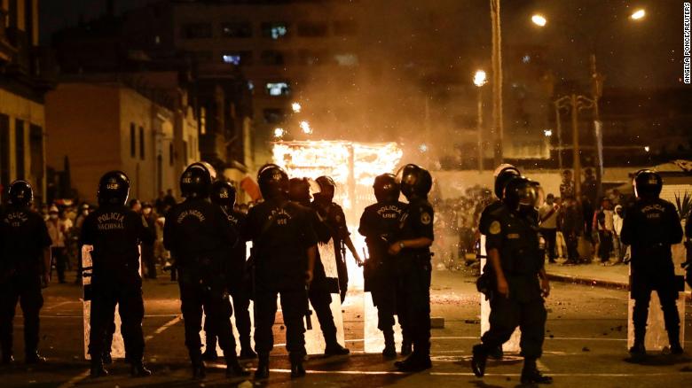 Protestas en Perú muestran el amplio impacto de la guerra de Putin

cnn.it/3uXTCOl