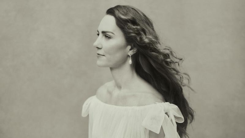 Catherine, Duchess of Cambridge, by Paolo Roversi (platinum palladium print, 2021, NPG x201520)