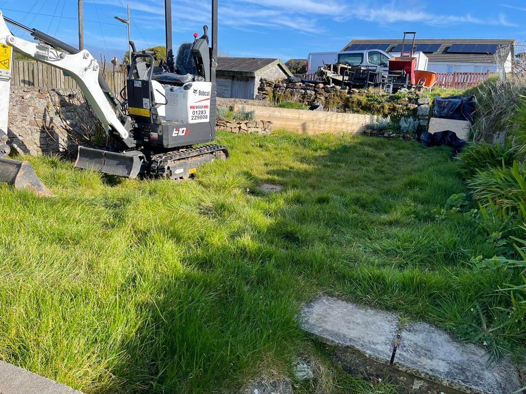 MyBricksFinance's tweet photo. Work is fully under way at MyBricks property No.2 in Redruth 🎉 
A nice delivery of goods to start the morning and Dan from GHW Services Ltd has already put a dent in the garden!  Stay tuned for more updates. 
Who’s excited to see the end result? https://t.co/LC2Z96qqIG
