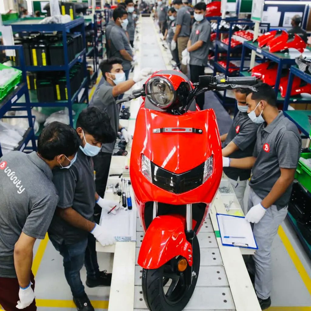 bounce_infinity's tweet photo. Aaand it begins 🥁
Here’s a sneak peek into day 1 of our Infinity scooter production🛵
#PowerToThePeople #bounceshare #ElectricVehicles https://t.co/DEgaYH4hrr