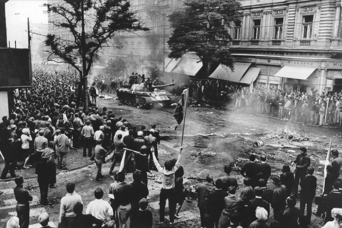 jackandcats's tweet photo. Remember Prague 1968. The Czechs do. https://t.co/8AsK1mfECZ