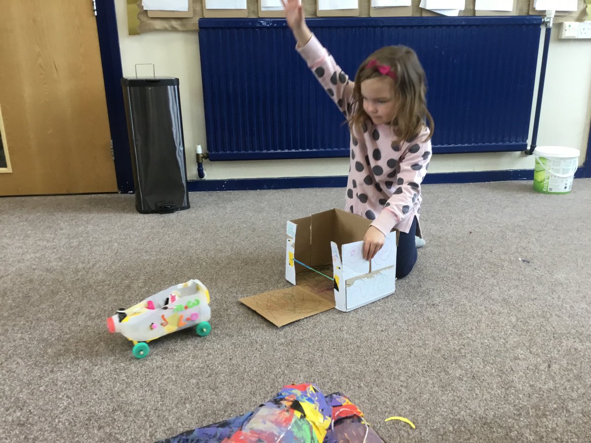 hook_morlo's tweet photo. Dosbarth Morlo have been using their forces knowledge this week to create their own moving toy! @hook_primary https://t.co/gwInZpRWT5