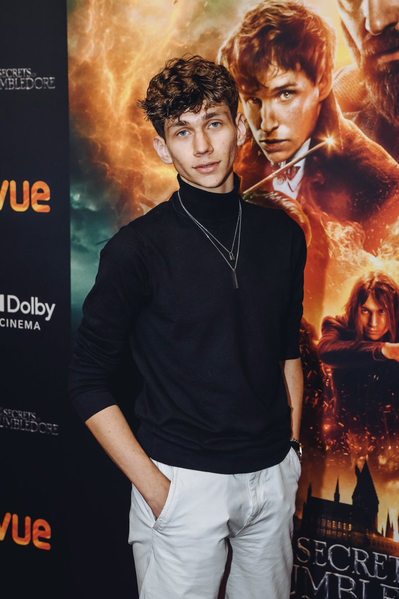 Jayden_Lans's tweet photo. Première fantastic beasts samen met mama 🧙‍♀️ https://t.co/5073jyFI5V
