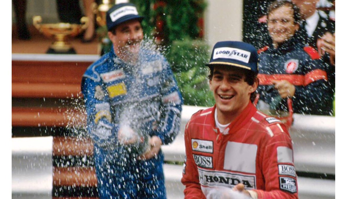 #F1 1991 SEZONU: 1991 sezonunun ilk 4 yarışında, 🇧🇷Ayrton Senna, ilk 4 yarışı kazanarak, sezona mükemmel bir başlangıç yaptı. Brezilya’daki efsanevi hikayesinden sonra Monako GP’sini de kazanarak 4’te 4 yaptı. Herkes gibi ben de Senna’nın sezonu domine edeceğini düşünüyordum.