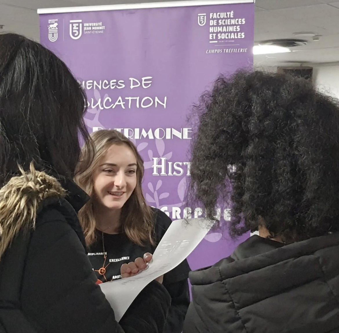 Univ_St_Etienne's tweet photo. Aujourd'hui et demain, l'@Univ_St_Etienne est présente à la 21ème édition du Forum de l’Enseignement Supérieur #FESUP #SaintEtienne
Les lycéens peuvent découvrir les formations de l'UJM et échanger avec nos personnels et étudiants. 
#orientation #lycéen #choisirluniversité https://t.co/HJXSiYrQHh