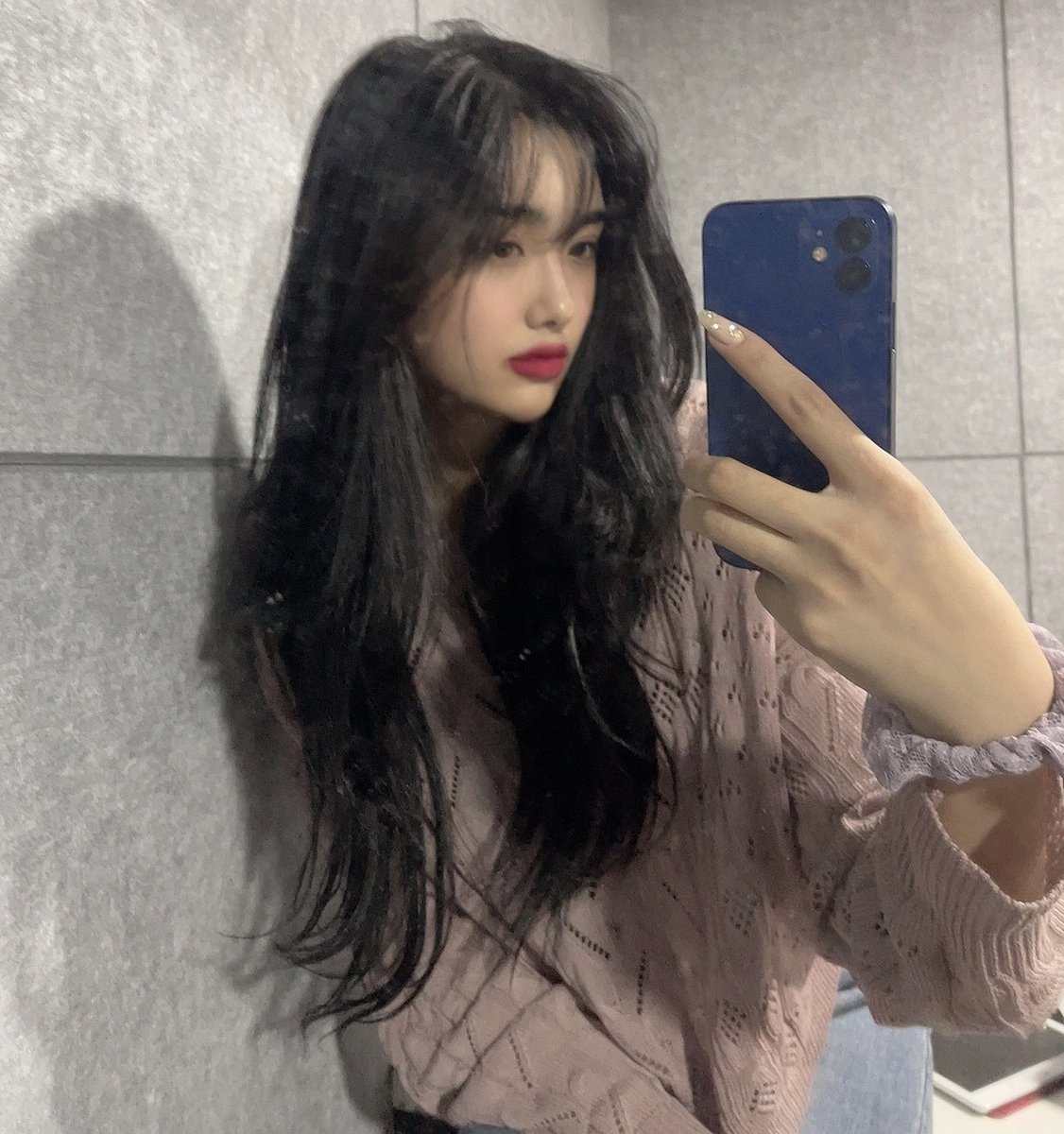 idegeul's tweet photo. 💚💌 — fancafe

Tittle: Sayangku💕
" Aku sangat mencintaimu hari ini😘 
Bukan foto hari ini.." https://t.co/QVET7O3DRF