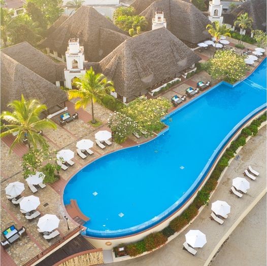 WorldLeisureH's tweet photo. Dip your toes into a relaxing vacation at Sea Cliff Resort & Spa Zanzibar ๐ด
๐ท: @ossegrecasinare
#seacliffzanzibar #seacliff #golf #indianoceanislands #beautifuldestinations #exoticislands #theprefferedlife #believeintravel #zanzibar #tanzania https://t.co/oLjcrT1uGh