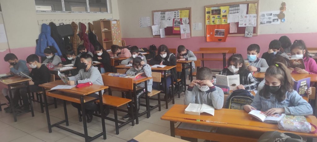 bitlis100yil's tweet photo. Kütüphane haftası kutlu olsun.
#bitlisokuyor 
@Korkmazemin49 
@Bitlis_Mem https://t.co/ZDlRvgSOZE