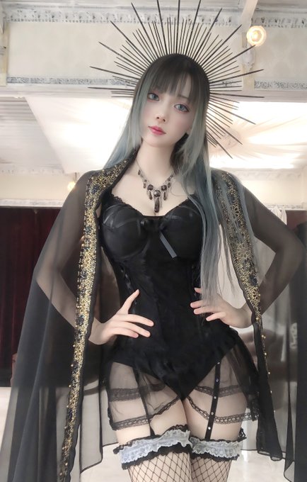 Twitterのコスプレ画像18