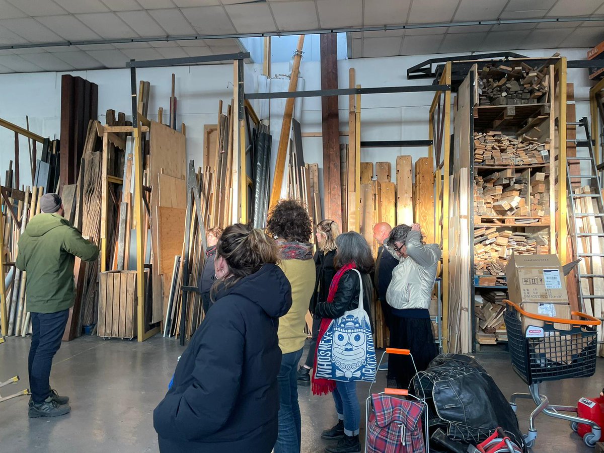 LaMatiereOff's tweet photo. Au menu 🍽 :
➡ Visites de @LaReserve et @LRDSPECTACLE, 2 autres membres fondateurs
➡ Accueil de notre animatrice réseau, Stéphanie Malibeau, pour développer et structurer notre réseau
[2/3] https://t.co/BGTw7tjxmK