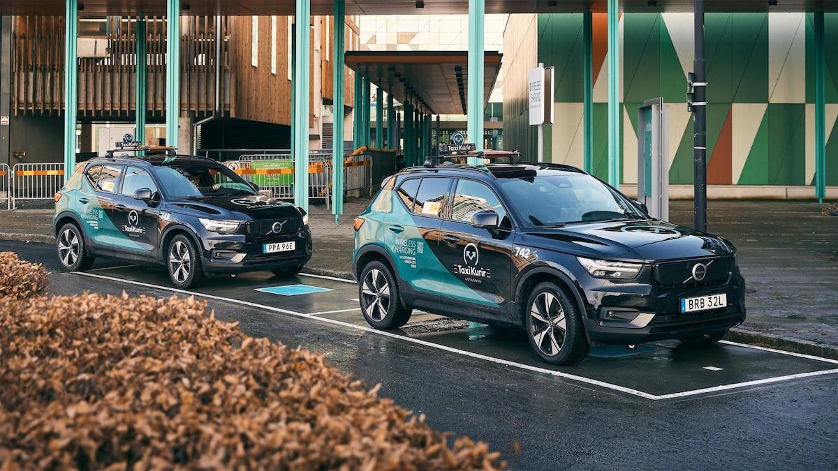 MouserElecEU's tweet photo. #Electric vehicles - come to a city near you! 🚗 Gothenburg, Sweden is piloting new charging #technologies, including #wireless charging pads, in an effort to achieve emission-free transport by 2030. Read how this could be expanded to other cities. 👉 https://t.co/BVv3YE8sZO https://t.co/qiL3p7HwsI