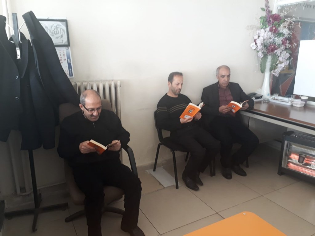 bitlis100yil's tweet photo. Kütüphane haftası kutlu olsun.
#bitlisokuyor 
@Korkmazemin49 
@Bitlis_Mem https://t.co/7sIcP9lfiZ