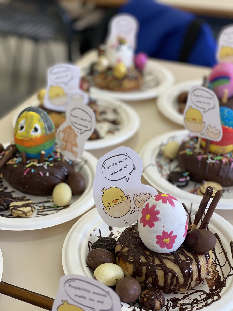 Robert7Cabrera's tweet photo. Bona Pasqua!!!! Reinventem la recepta del confinament😍 #JEPobleSec #Pasqua #SweetEaster https://t.co/30hw5VKWSG