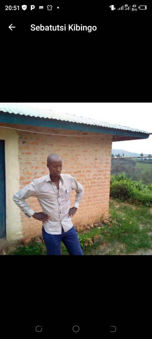MinembweM's tweet photo. 🔴Nécrologie:Monsieur #SEBATUTSI_KABOMBWE, Chef de la localité #MULIZA Com. Rurale de #MINEMBWE a été assassiné la nuit d'hier par des hommes armés jusqu'ici inconnus. Son épouse quant à elle a été grièvement blessé. Nous condamnons cet acte et demandons une enquête indépendante. https://t.co/du8LBbHXUq